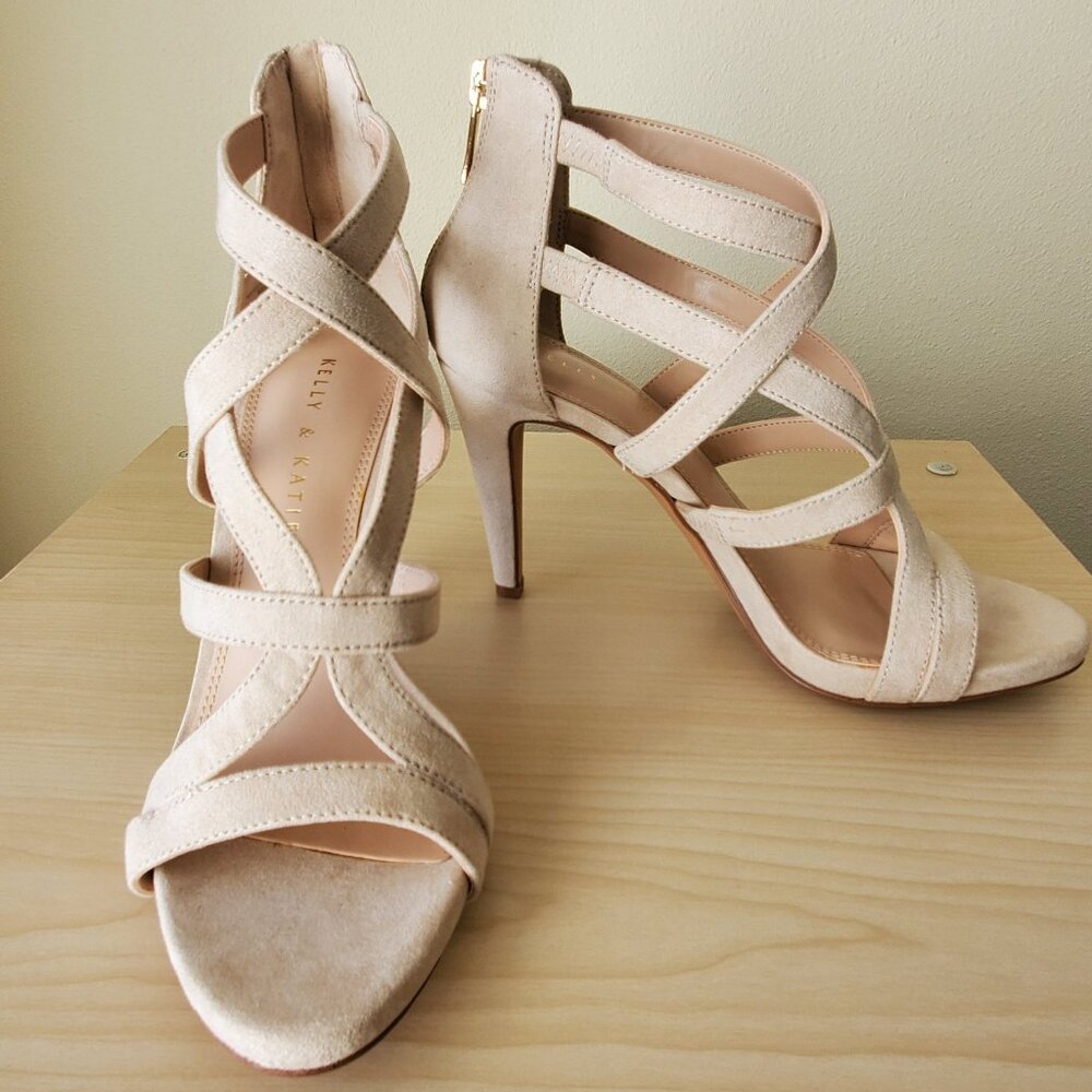 Kelly & Katie Kinsley Sandal, 7M (New)